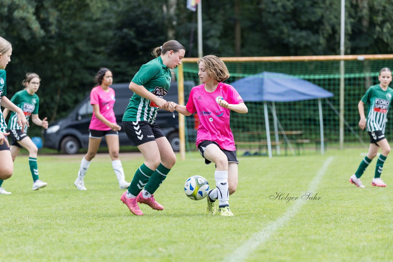 Bild 423 - Loewinnen Cup